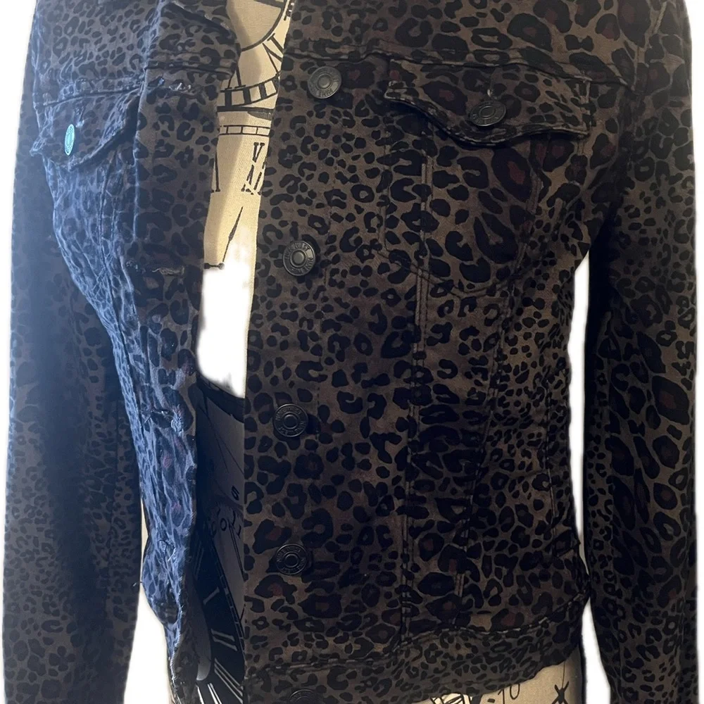 Animal print Button down jacket - Picture 14 of 15